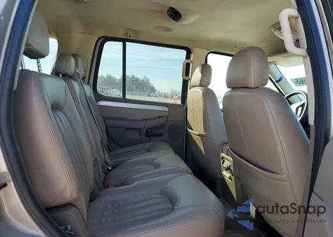 2004 Mercury Mountaineer z USA, uszkodzony, nr VIN 4M2ZU86K94UJ18463